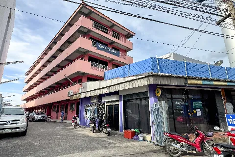 แกลลอรี่ของ 🔥ขายด่วน🔥อพาร์ทเม้นท์/หอพักอ้อมใหญ่ 50ห้อง 200วา รูปที่ 1