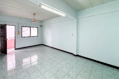 แกลลอรี่ของ 🔥ขายด่วน🔥อพาร์ทเม้นท์/หอพักอ้อมใหญ่ 50ห้อง 200วา รูปที่ 12