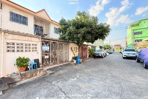 หมู่บ้านนำโชค เพชรเกษม58's gallery image at 16