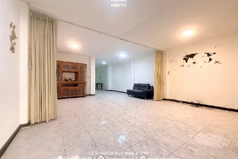 หมู่บ้านนำโชค เพชรเกษม58's gallery image at 1