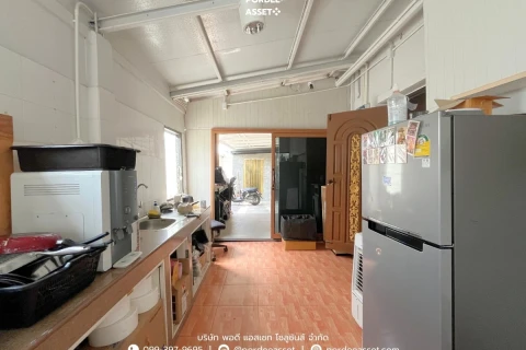 แกลลอรี่ของ บ้านเดี่ยวหลังใหญ่ พร้อมบ้านน๊อคดาวน์ ซอยเทิดราชัน 37 รูปที่ 20