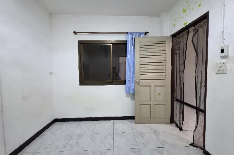 แกลลอรี่ของ ขายด่วน! บ้านทาวน์โฮม สร้างจากอิฐมอญแดงทั้งหลัง! รูปที่ 5