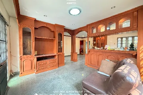 ขาย!! บ้านเดี่ยว วรารมย์ เพชรเกษม69 的画廊图 3