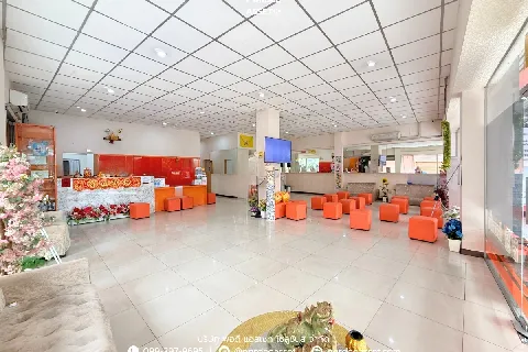 แกลลอรี่ของ อาคารพาณิชย์ 4.5 ชั้น ติดถนนเพชรเกษม รูปที่ 4