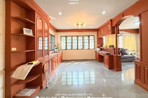 ขาย!! บ้านเดี่ยว วรารมย์ เพชรเกษม69 的画廊图 4