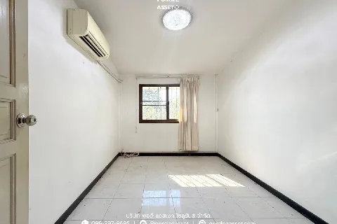 หมู่บ้านนำโชค เพชรเกษม58's gallery image at 6