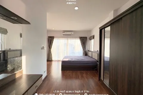 บ้านแฝดสไตล์บ้านเดี่ยว คุณาลัย จอย บางบัวทอง 的画廊图 7