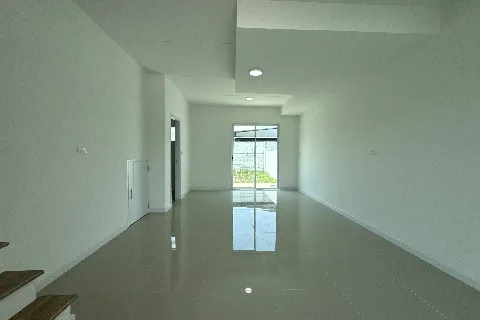 พฤกษาวิลล์ ประชาอุทิศ-สุขสวัสดิ์ 78 (107/2)'s gallery image at 3