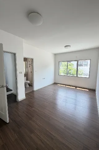 แกลลอรี่ของ ทาวน์ พลัส ประชาอุทิศ ทาวน์โฮม 3 ชั้น เริ่ม 2.99 ล รูปที่ 12