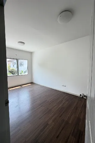 แกลลอรี่ของ ทาวน์ พลัส ประชาอุทิศ ทาวน์โฮม 3 ชั้น เริ่ม 2.99 ล รูปที่ 13