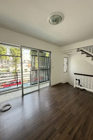 แกลลอรี่ของ ทาวน์ พลัส ประชาอุทิศ ทาวน์โฮม 3 ชั้น เริ่ม 2.99 ล รูปที่ 15