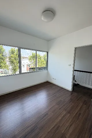 แกลลอรี่ของ ทาวน์ พลัส ประชาอุทิศ ทาวน์โฮม 3 ชั้น เริ่ม 2.99 ล รูปที่ 7